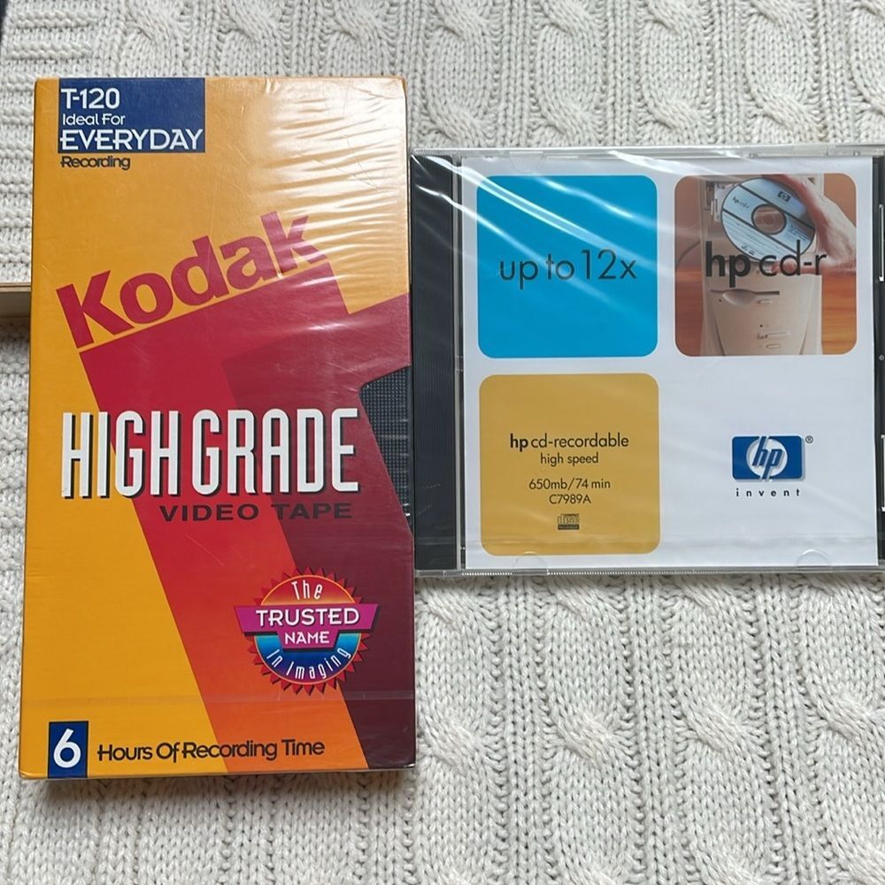 NWOT Sealed vhs and cd recording. Kodak vhs and HP cd. 6hrs time on VHS/12 on cd